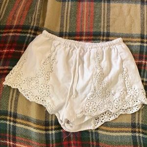 Doll house white fabric shorts